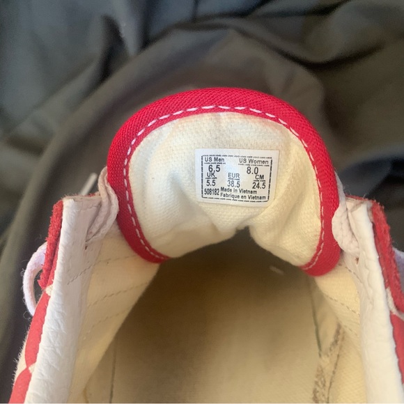 Red and White Checkered VANS sz 6.5Mn/8Wm - Picture 4 of 5